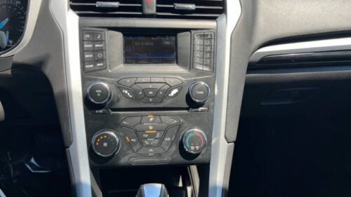 2013 Ford Fusion SE FWD - Image 2