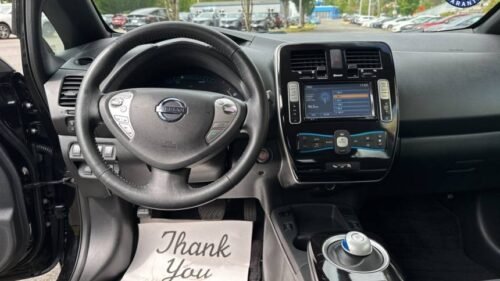 2013 Nissan LEAF SV - Image 4