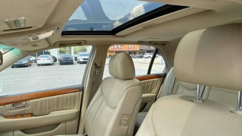 2004 Lexus LS 430 - Image 8