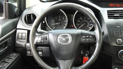 2013 Mazda Mazda5 Sport Automatic - Image 4
