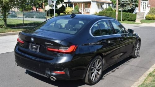 2022 BMW 330e xDrive Plug-In Hybrid - Image 20