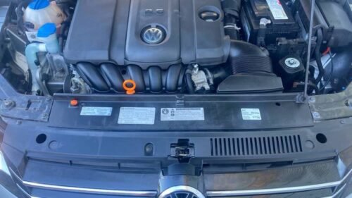 2013 Volkswagen Passat SE with Sunroof Sedan 2.5 Auto (PZEV) - Image 3