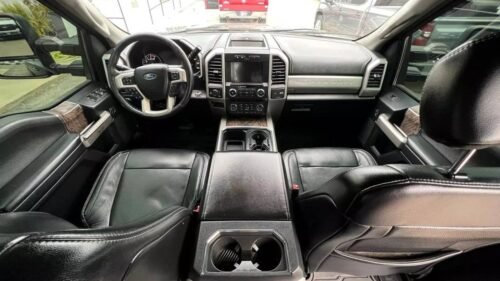 2019 Ford Super Duty F-250 Lariat 4WD Crew Cab 8' Box - Image 6