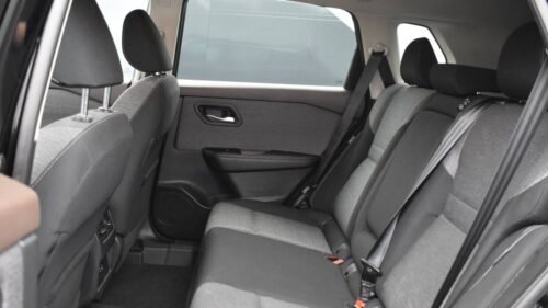 2021 Nissan Rogue SV AWD - Image 5