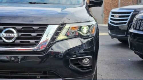 2020 Nissan Pathfinder Platinum 4WD - Image 9