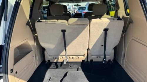 2016 Dodge Grand Caravan SE - Image 2