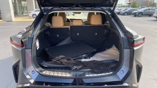 2023 Lexus RZ 450e Premium with 18" Wheels AWD - Image 2