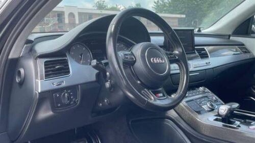 2013 Audi S8 Sedan - Image 5
