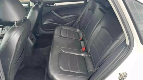 2012 Volkswagen Passat SE 2.5 Auto (PZEV) - Image 6