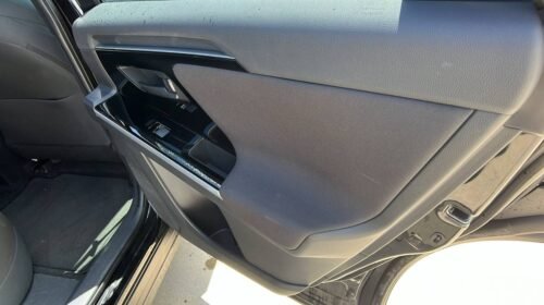 2023 Subaru Solterra Premium - Image 7