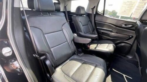2022 GMC Acadia SLT AWD - Image 4