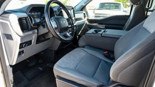 2021 Ford F-150 XLT SuperCrew 5.5' Box 4WD - Image 5