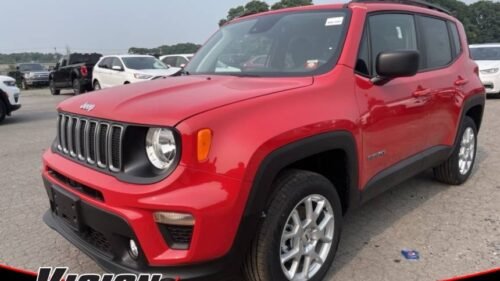 2023 Jeep Renegade Latitude - Image 12