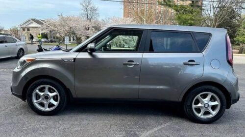 2015 Kia Soul + Automatic - Image 15