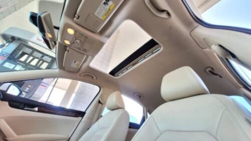 2013 Volkswagen Passat TDI SEL Premium Sedan DSG - Image 2