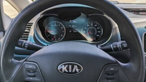2017 Kia Forte LX Sedan Automatic - Image 4
