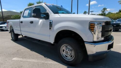 2018 Ford Super Duty F-250 XL 4WD Crew Cab 6.75' Box - Image 9