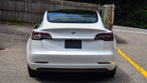 2023 Tesla Model 3 RWD - Image 10