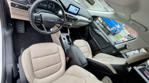 2022 Ford Escape SEL FWD - Image 5