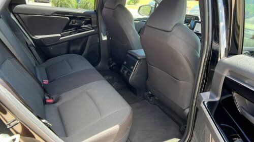 2023 Subaru Solterra Premium - Image 6