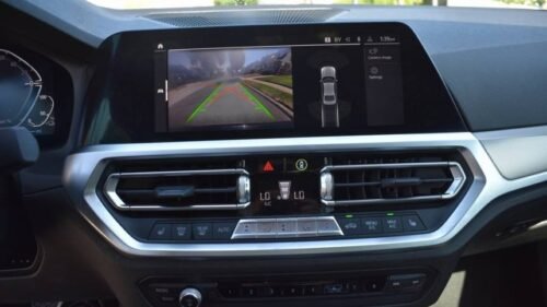 2022 BMW 330e xDrive Plug-In Hybrid - Image 6