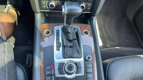 2012 Audi Q7 Premium Plus 3.0T quattro - Image 4