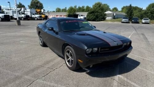 2010 Dodge Challenger SE Automatic - Image 8