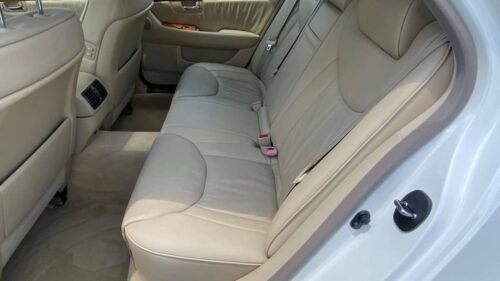 2004 Lexus LS 430 - Image 6