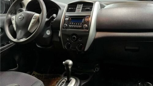 2018 Nissan Versa SV CVT - Image 5