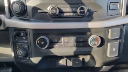 2021 Ford F-150 XLT SuperCrew 5.5' Box 4WD - Image 4