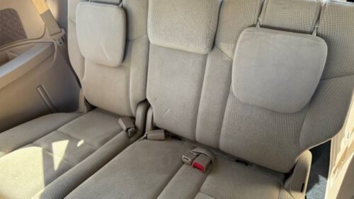 2016 Dodge Grand Caravan SE - Image 5