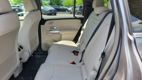 2023 Mercedes-Benz EQB 300 4MATIC - Image 12