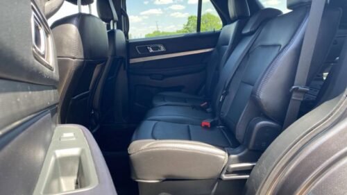 2018 Ford Explorer XLT FWD - Image 4