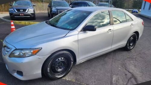 2010 Toyota Camry I4 Automatic - Image 8