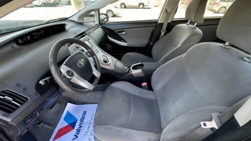 2013 Toyota Prius One - Image 8