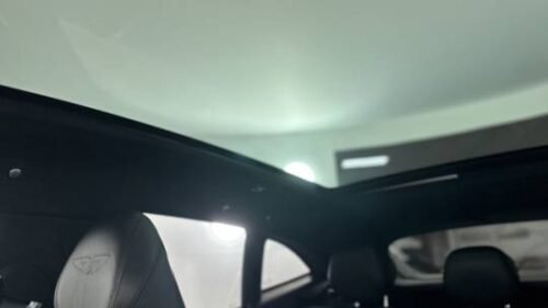 2021 Aston Martin DBX AWD - Image 2