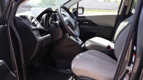 2012 Mazda Mazda5 Touring Automatic - Image 5