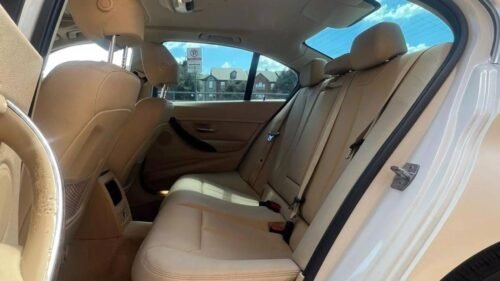 2015 BMW 3 Series 328i Sedan - Image 9