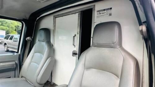 2018 Ford E-Series Cutaway E-350 176" DRW - Image 4