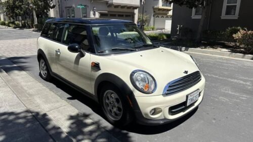 2014 MINI Clubman FWD - Image 12