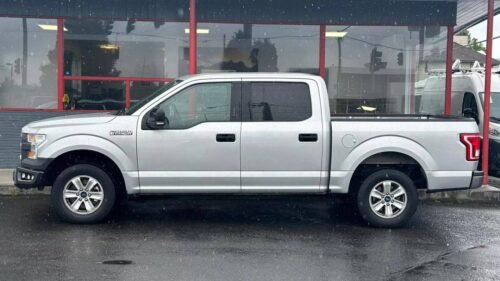 2015 Ford F-150 XL SuperCrew 5.5' Box RWD - Image 10