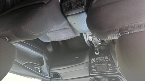 2017 Nissan Rogue SV FWD - Image 2
