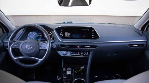 2020 Hyundai Sonata Limited - Image 3