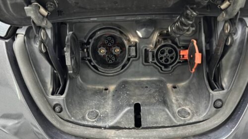 2013 Nissan LEAF SL - Image 3