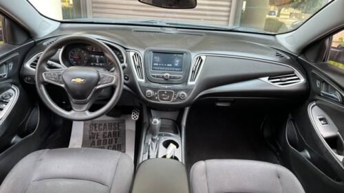 2017 Chevrolet Malibu LS with 1LS - Image 4