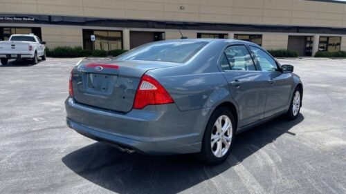 2012 Ford Fusion SE FWD - Image 12