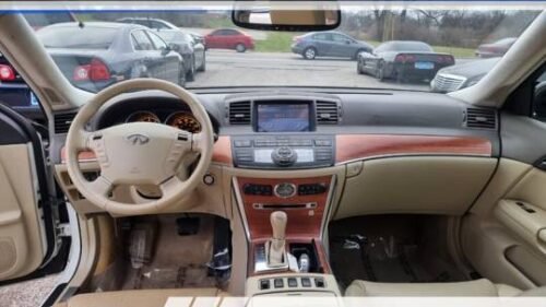 2007 INFINITI M35x AWD - Image 2
