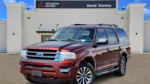 2017 Ford Expedition XLT 4WD - Image 9