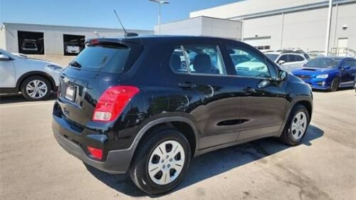 2018 Chevrolet Trax LS FWD - Image 12