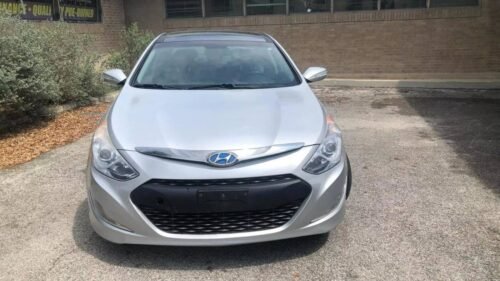 2015 Hyundai Sonata Hybrid Limited 2.4L - Image 2